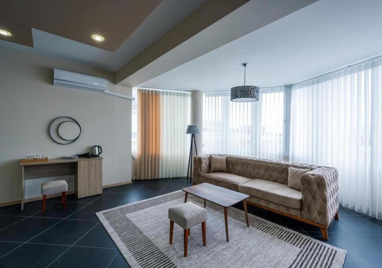 Hotel & Resort Bon Bon Suto Orizari Экстерьер фото