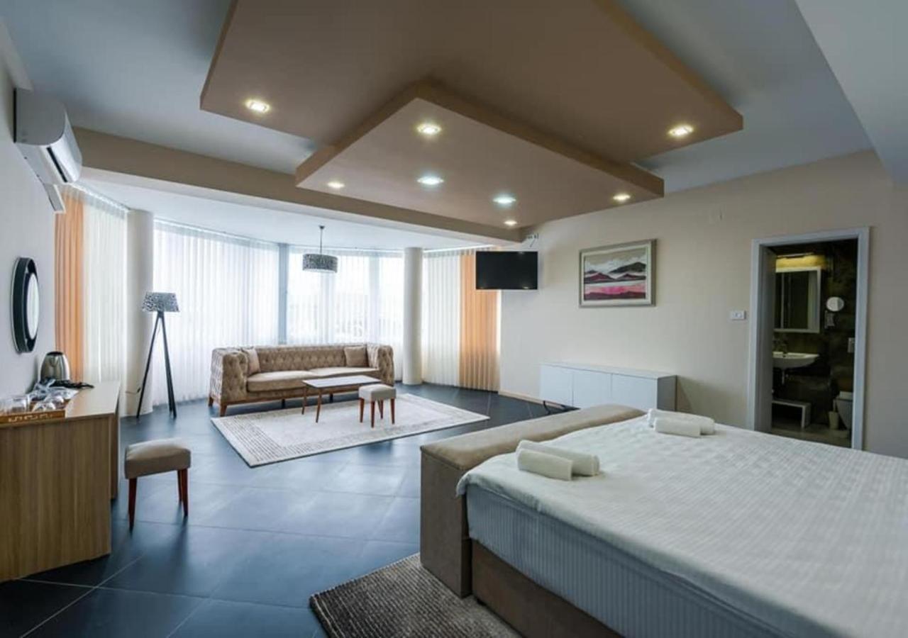 Hotel & Resort Bon Bon Suto Orizari Экстерьер фото